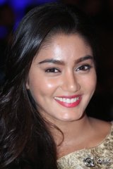 Sana Maqbool at Dikkulu Choodaku Ramayya Movie Audio Launch